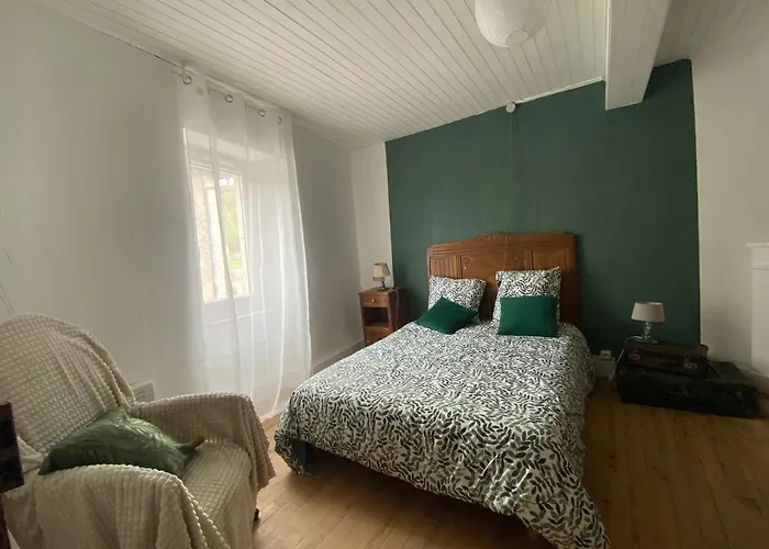 La Vieille Forge 펜션 *