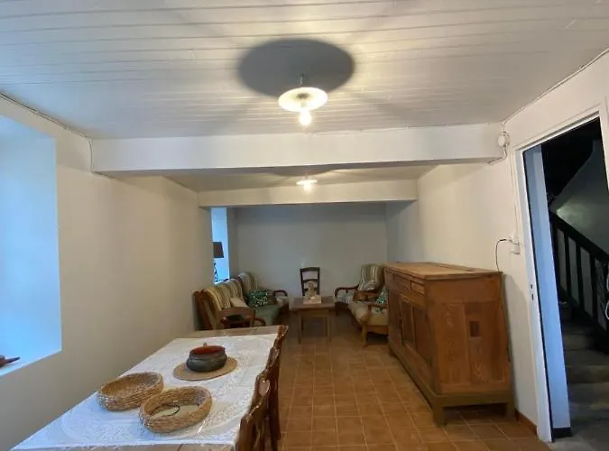 La Vieille Forge 펜션 *