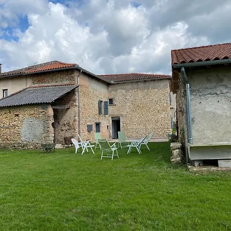 La Vieille Forge בית נופש